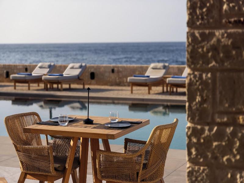 Castello Boutique Suites By The Sea image