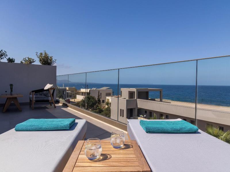 Castello Boutique Suites By The Sea image