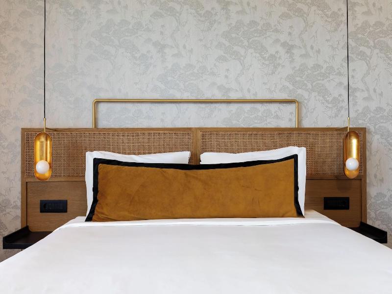 Castello Boutique Suites By The Sea image