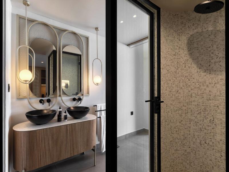 Castello Boutique Suites By The Sea image