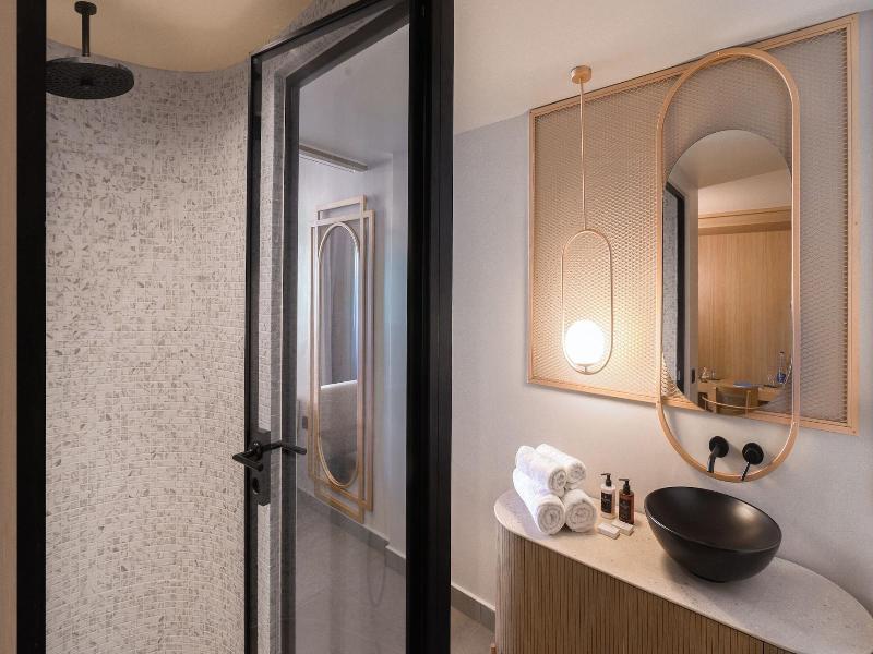 Castello Boutique Suites By The Sea image