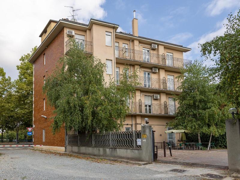 Baby Hotel image
