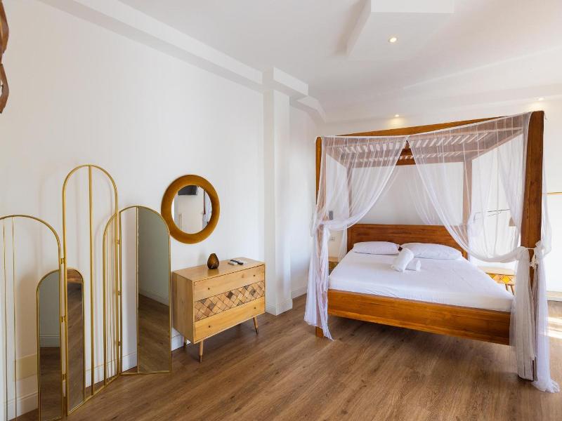 Baby Hotel image