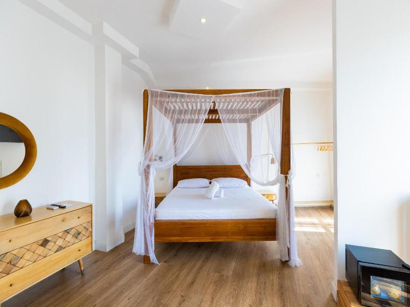 Baby Hotel image