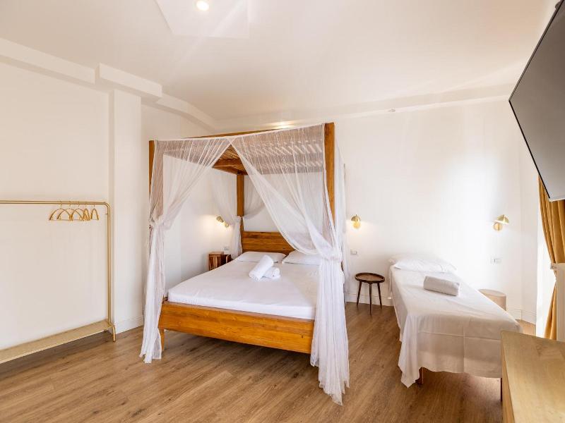 Baby Hotel image