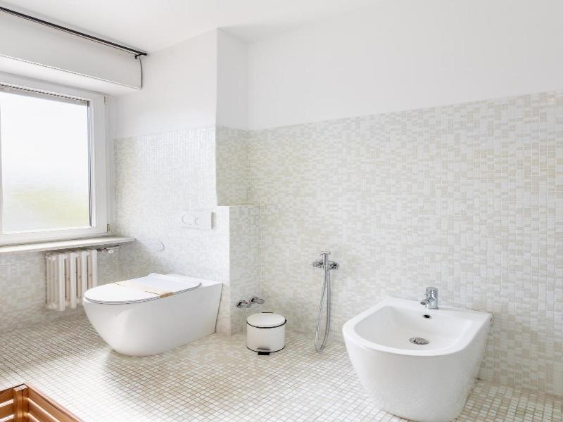 Baby Hotel image