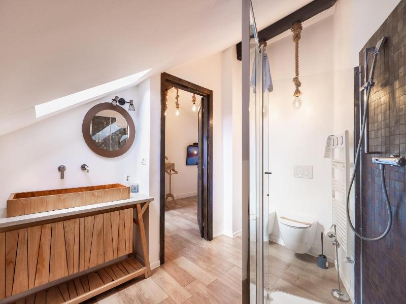 Baby Hotel image