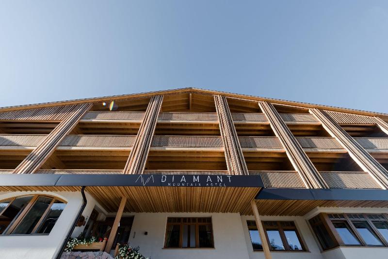 Hotel Diamant image