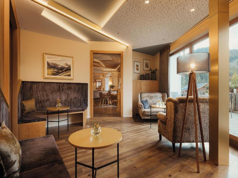 Hotel Diamant image