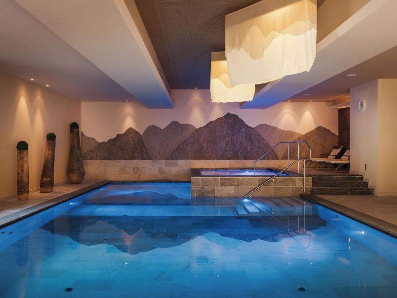 Hotel Diamant image