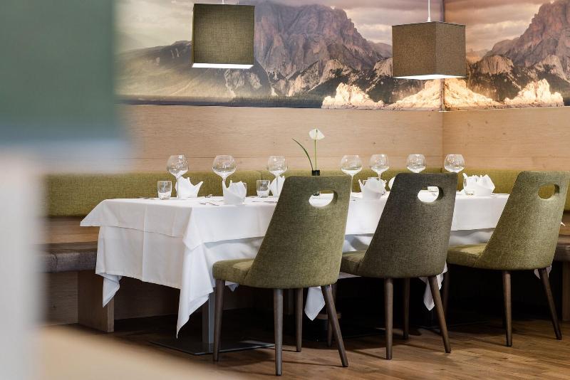 Hotel Diamant image