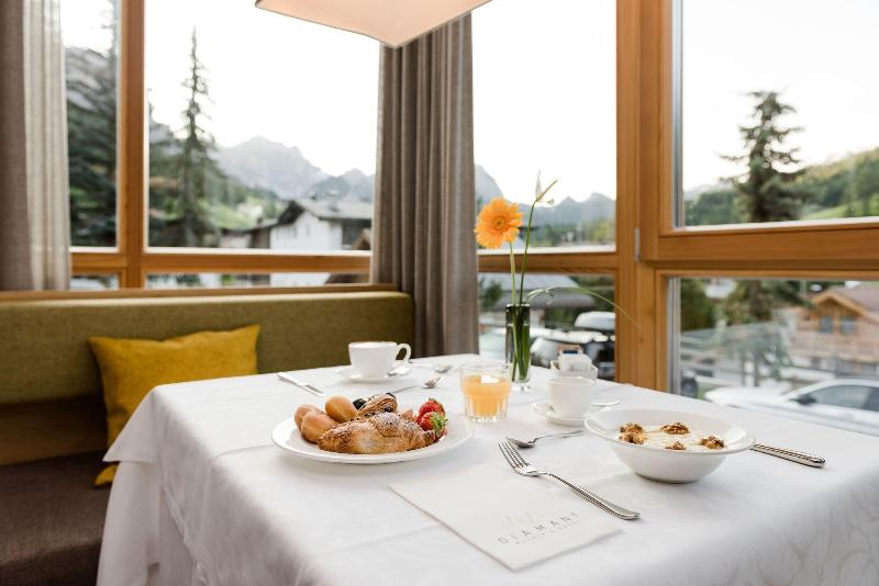 Hotel Diamant image