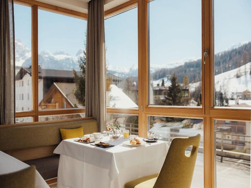 Hotel Diamant image