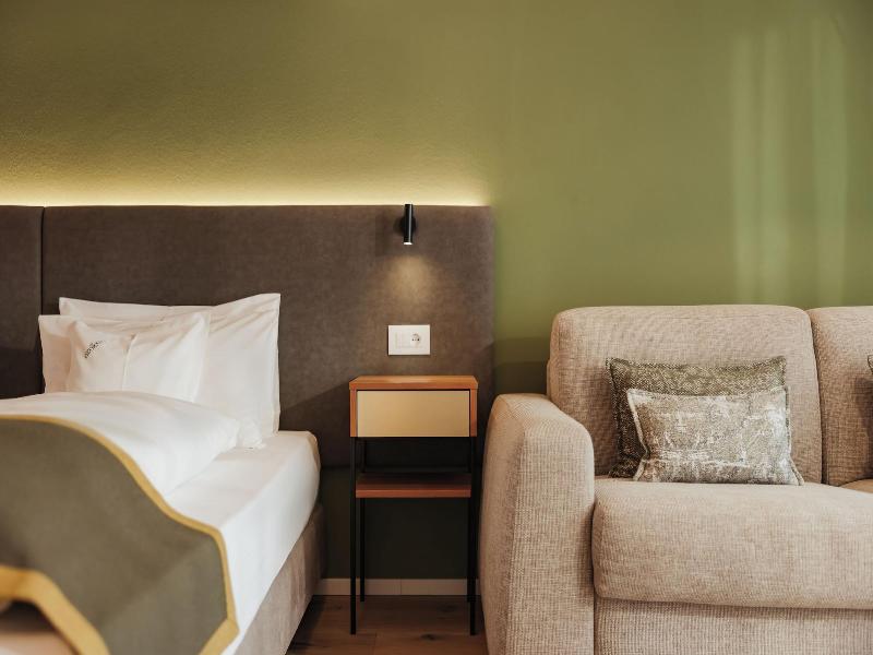 Hotel Diamant image