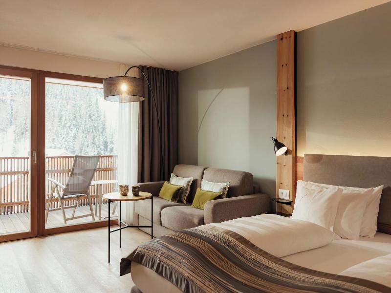 Hotel Diamant image