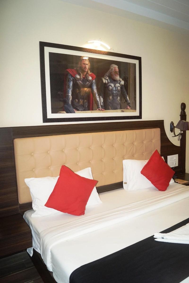 Phoenix Hotel image