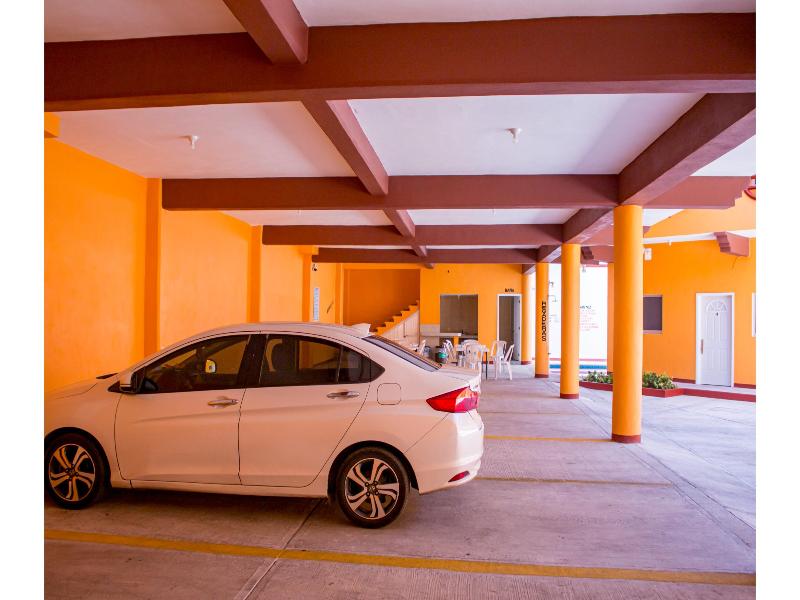 OYO Hotel La Playa image