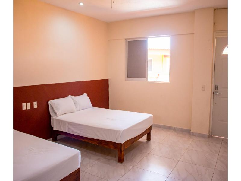 OYO Hotel La Playa image