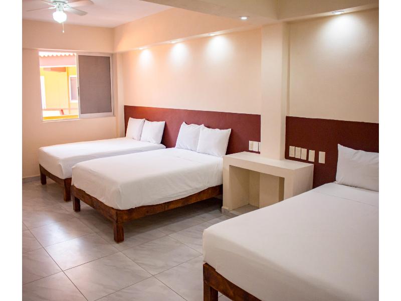 OYO Hotel La Playa image