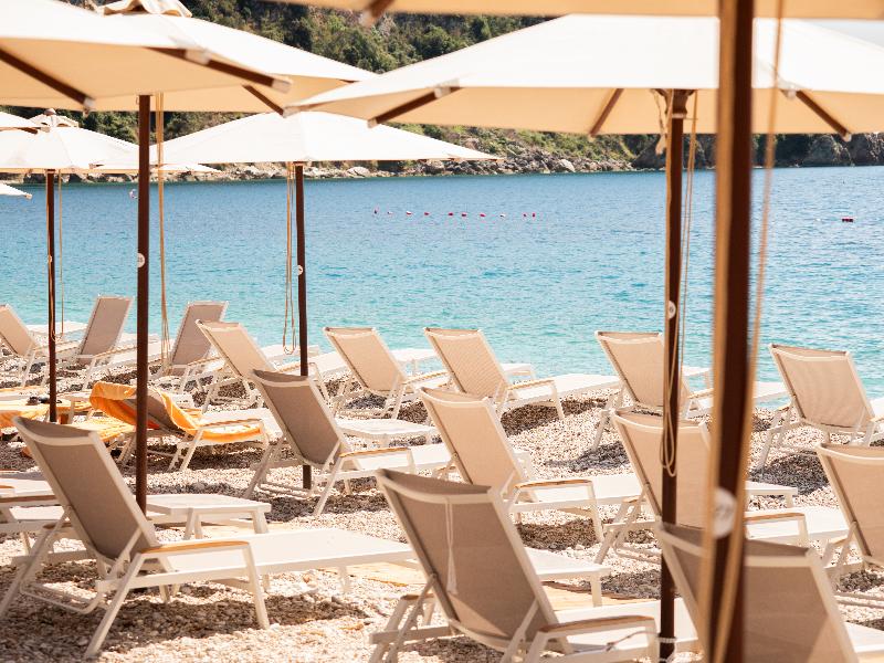Nia Boutique Hotel image