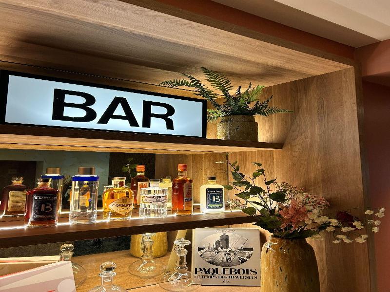 Quality Hotel Acanthe - Boulogne Billancourt image