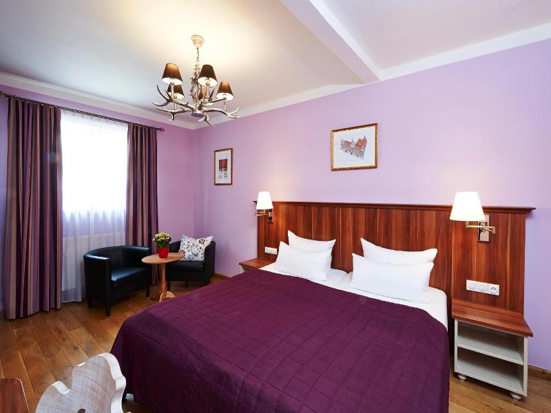 Hotel Elch image