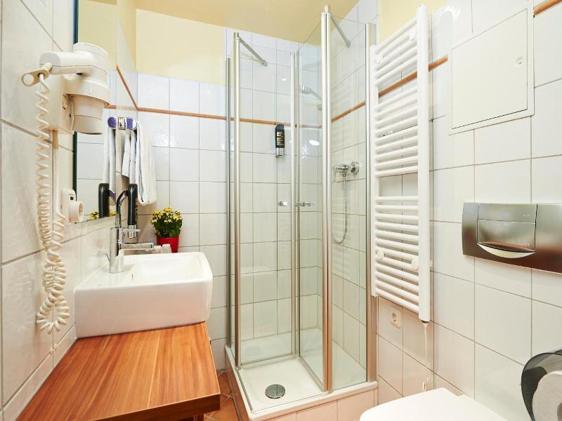 Hotel Elch image