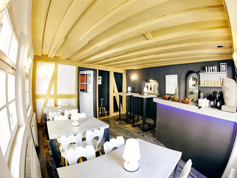Hotel Elch image
