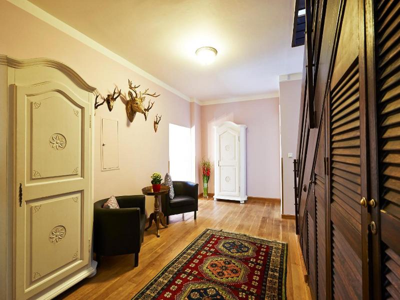 Hotel Elch image