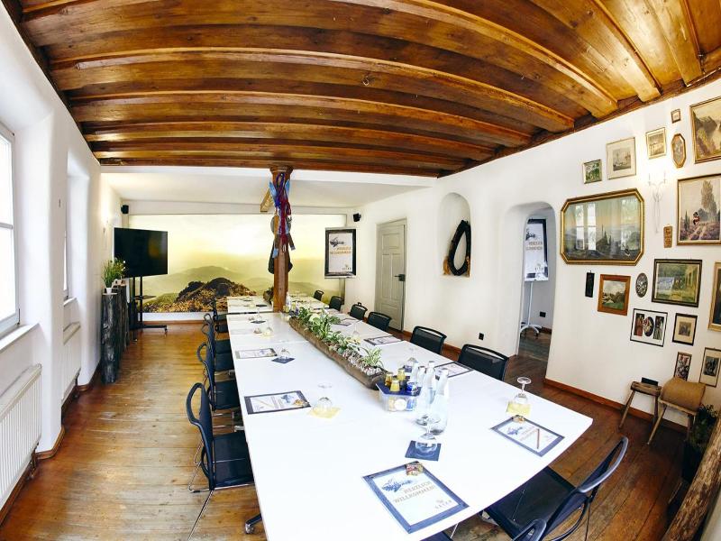 Hotel Elch image