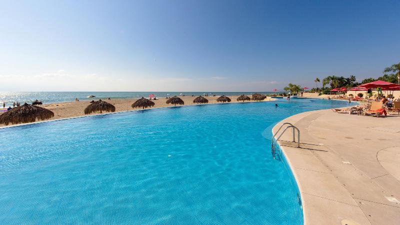Grand Venetian Condominium image
