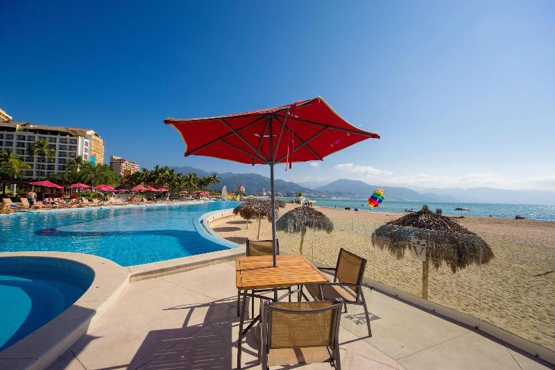Grand Venetian Condominium image