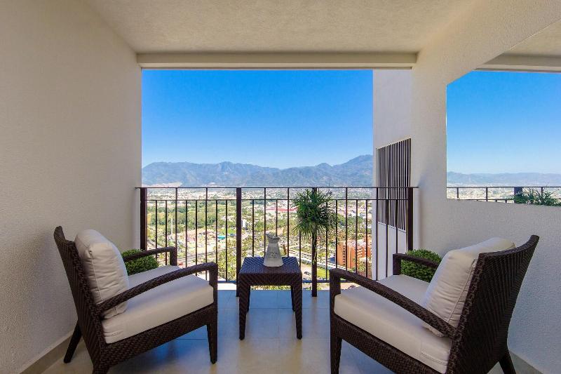 Grand Venetian Condominium image