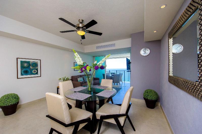 Grand Venetian Condominium image