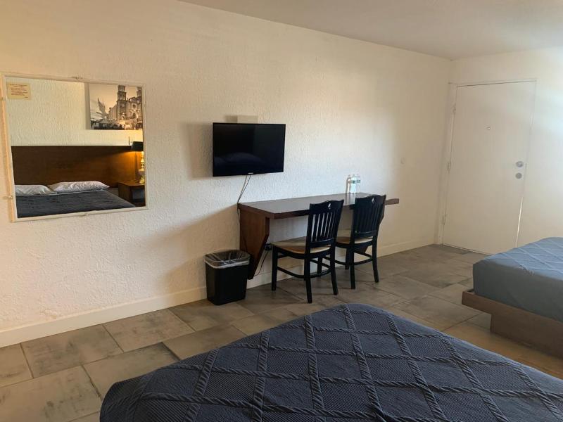 Hotel Maripina image