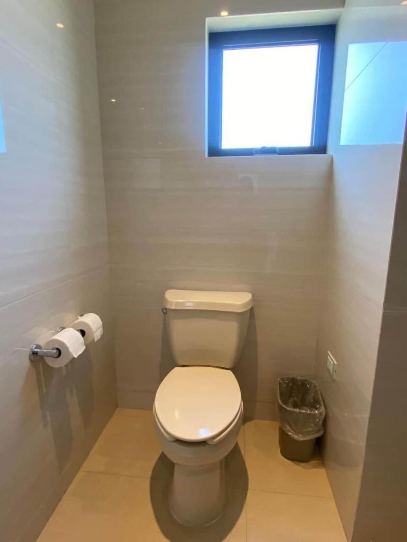 Rivi Grand Hotel image