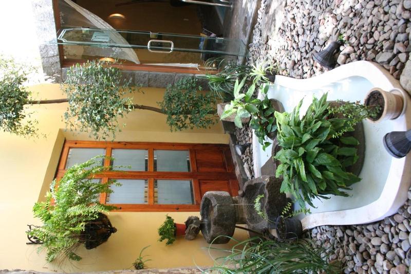 La Casa De Los Patios Hotel Spa image