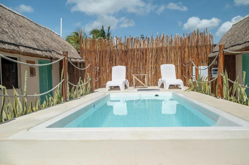 Hotel Pelicano — general view