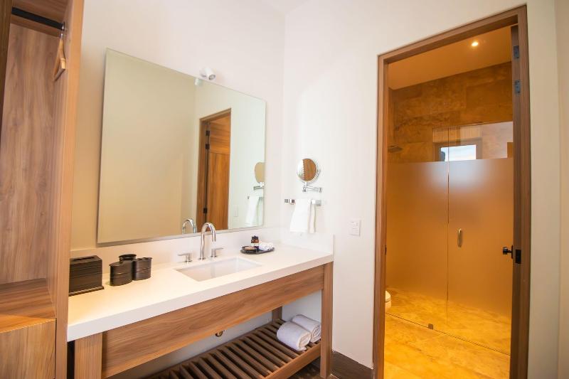 Hotel Vina Cola Parvada By Lumina image