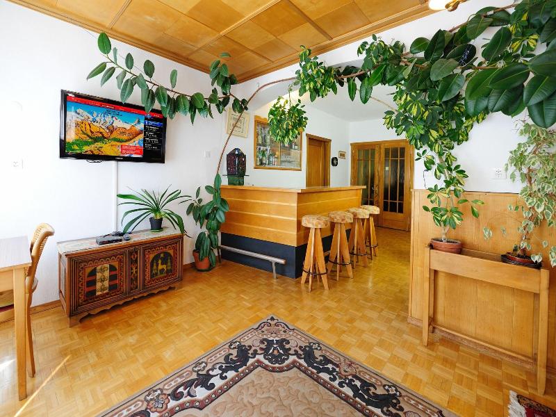 Hotel Alphubel image