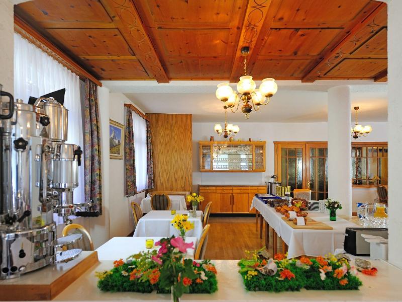 Hotel Alphubel image