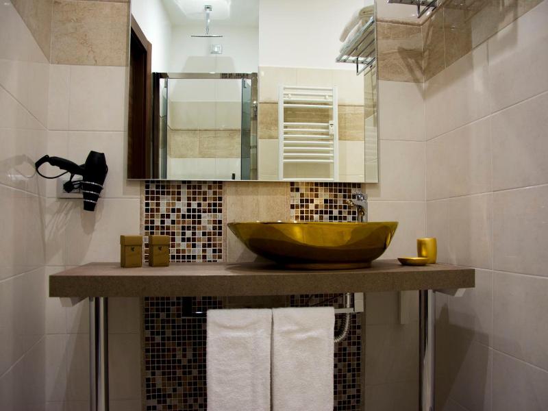 Aparthotel Durini image