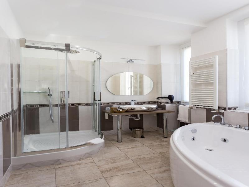 Aparthotel Durini image