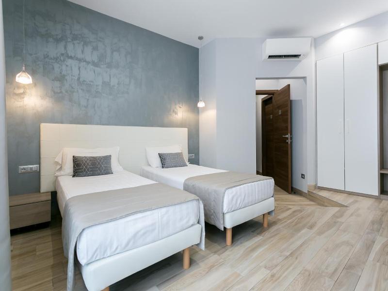 Aparthotel Durini image