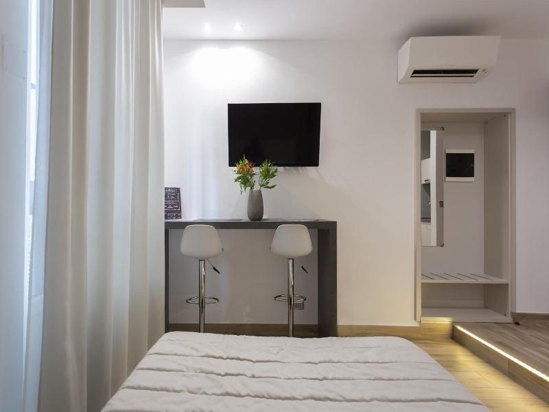 Aparthotel Durini image