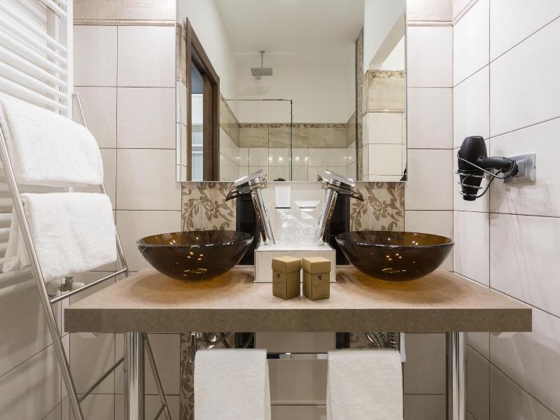 Aparthotel Durini image