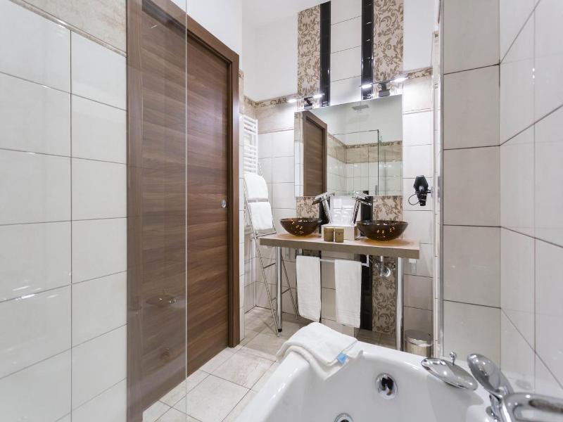 Aparthotel Durini image