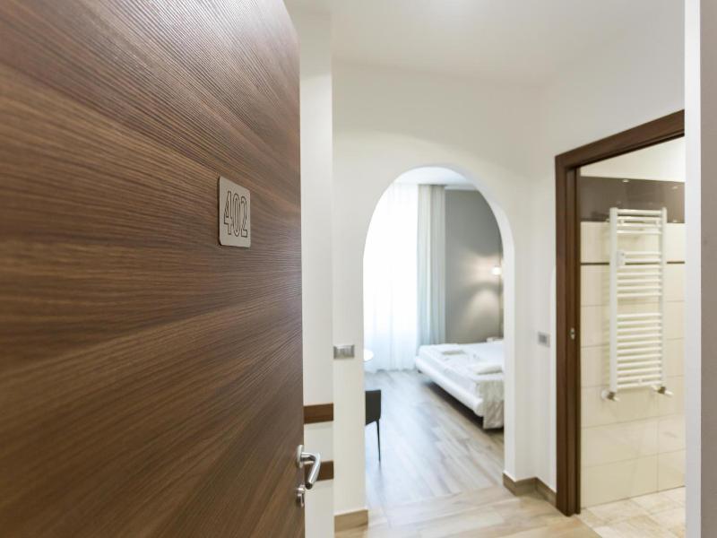 Aparthotel Durini image
