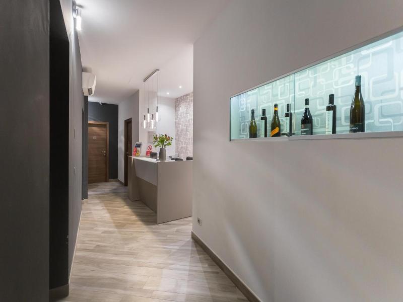 Aparthotel Durini image