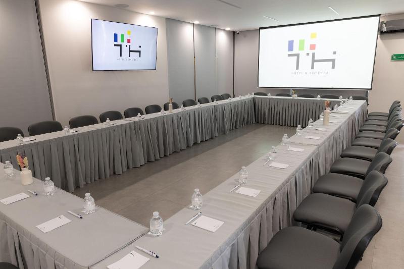Th Hotel Vivienda image
